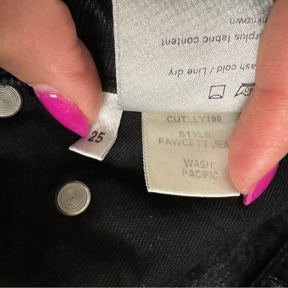 Reformation fawcett jeans size 25 (cropped to 25.5”) - Picture 6 of 8